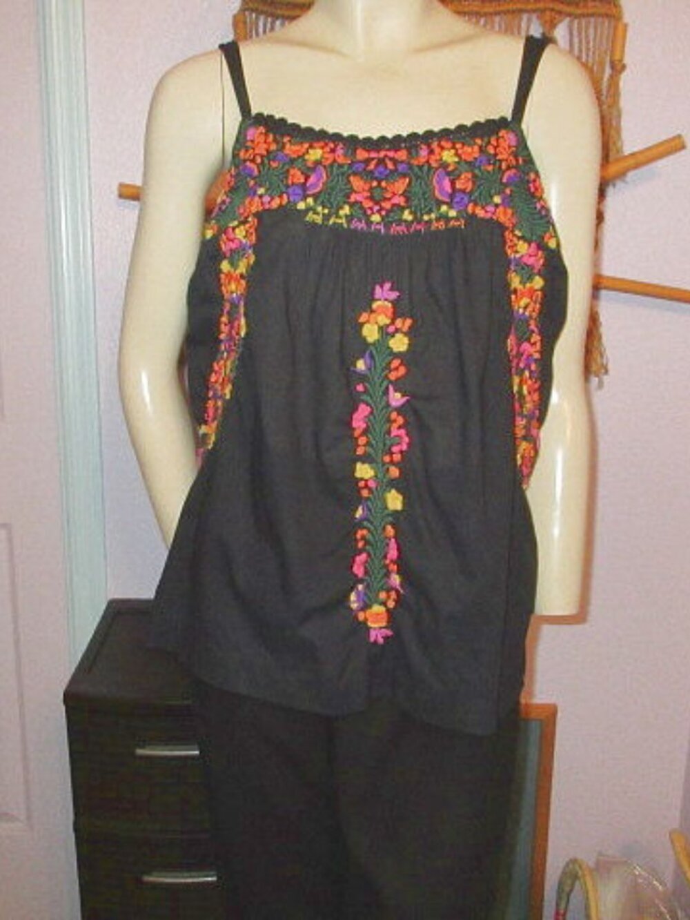 Lucky Brand Embroidered Top Size L Crochet Sleeveless Cami Whimsigoth Fairy Boho
